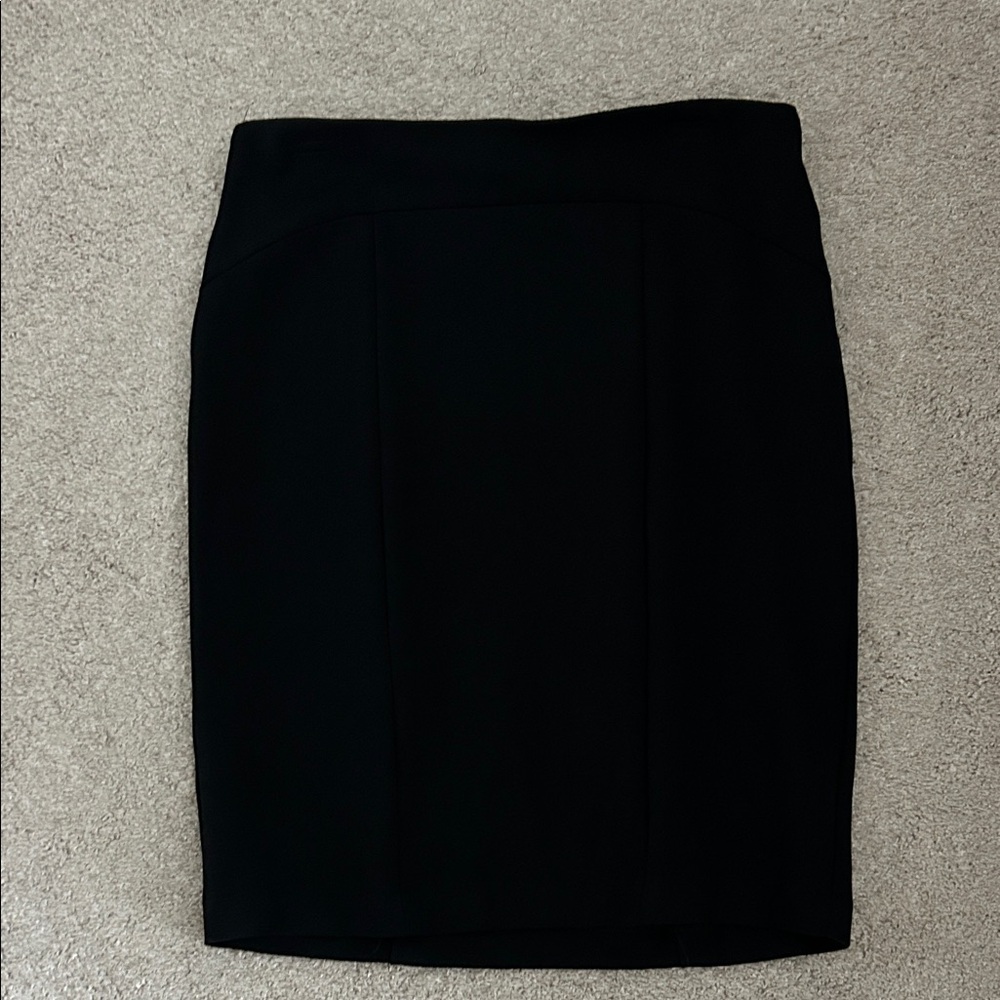 Ellen Tracy Classic Black Pencil Skirt